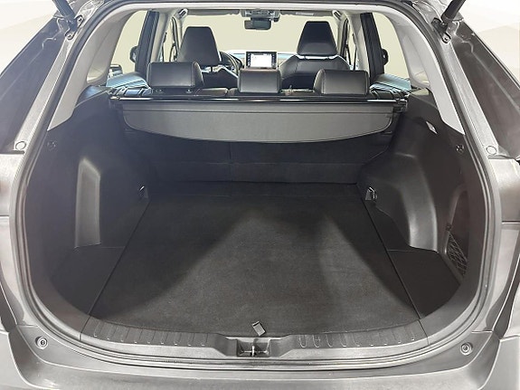 Toyota RAV4 13 of 19