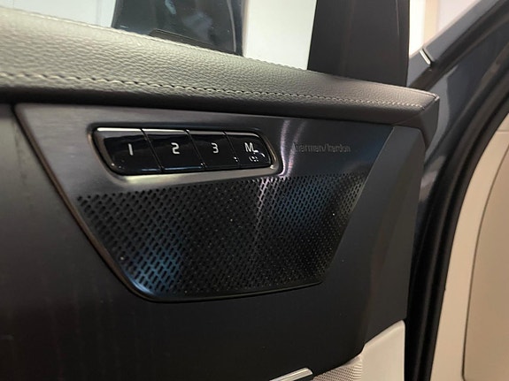 Volvo XC90 18 of 30