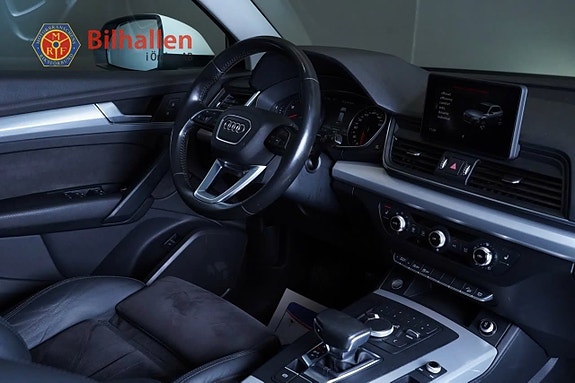 Audi Q5 4 of 12