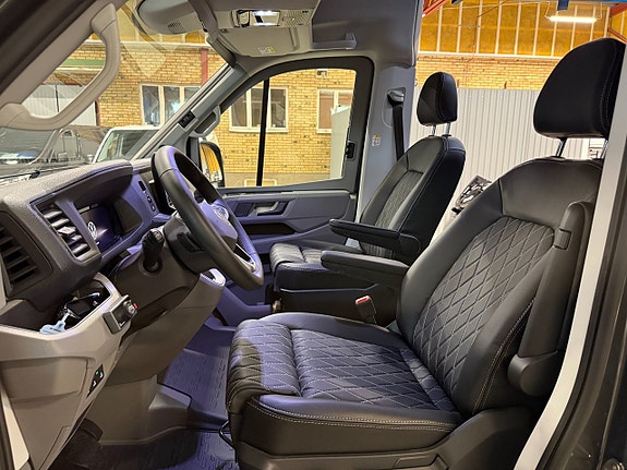 Volkswagen Crafter 9 of 30