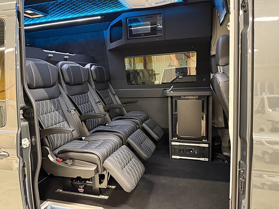 Volkswagen Crafter 13 of 30