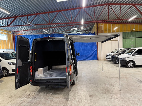 Volkswagen Crafter 25 of 30