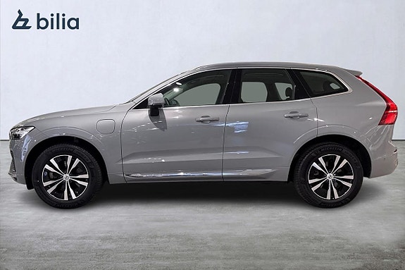 Volvo XC60 2 of 30