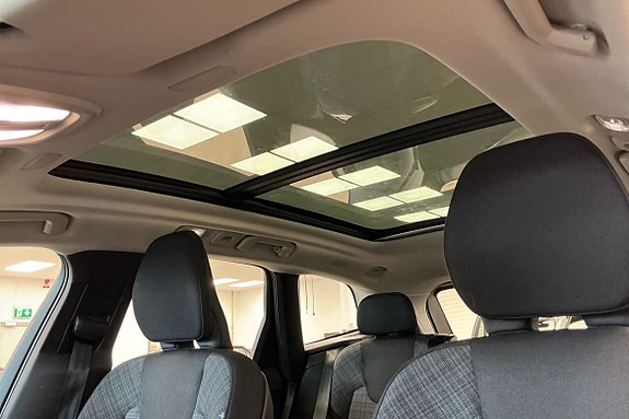 Volvo XC60 28 of 30