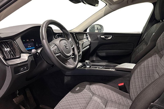 Volvo XC60 16 of 30