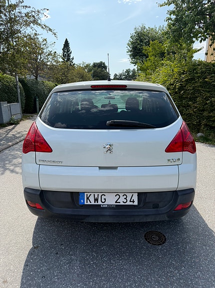 Peugeot 3008 4 of 11