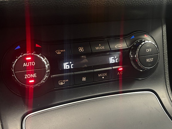 Mercedes-Benz B200 d 16 of 17
