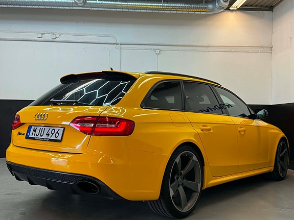 Audi RS4 8 of 15