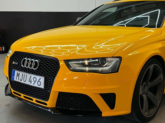 Audi RS4 9 of 15