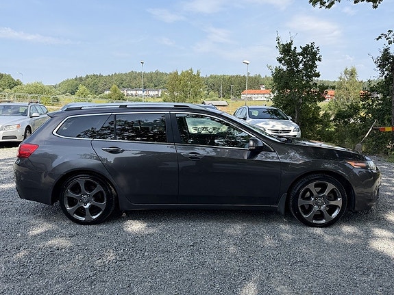 Honda Accord 6 of 26