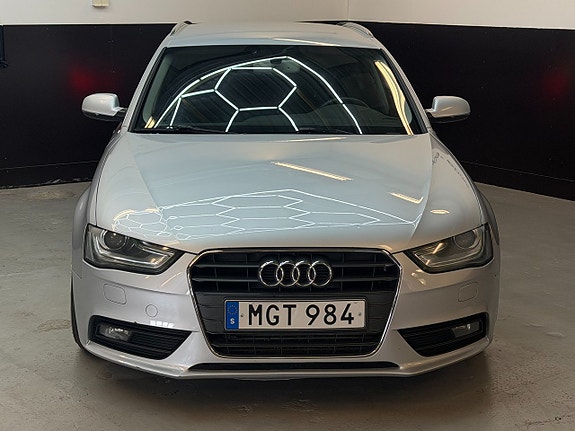 Audi A4 5 of 15