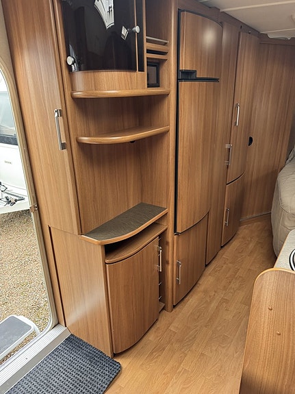 Kabe ROYAL 560 LXL 9 of 11