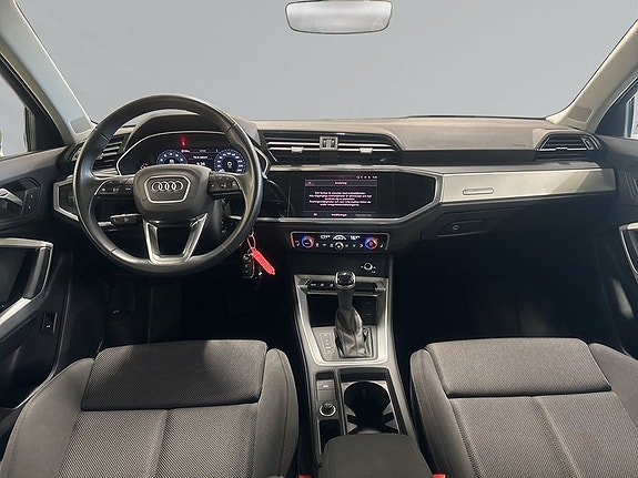 Audi Q3 5 of 9