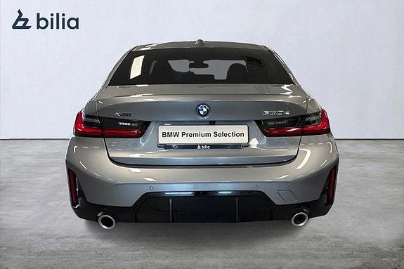 BMW 330e 4 of 18