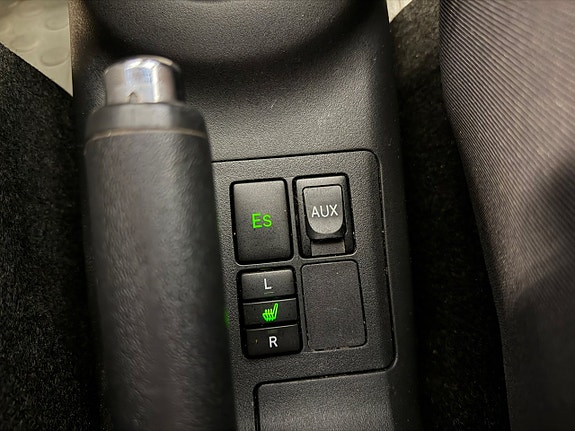 Toyota Yaris 16 of 24
