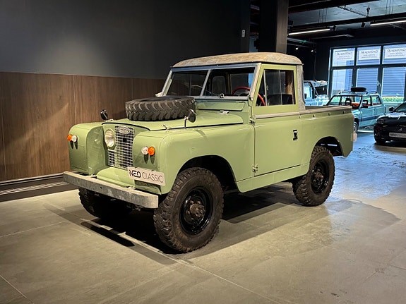 Land Rover Series 20 of 30