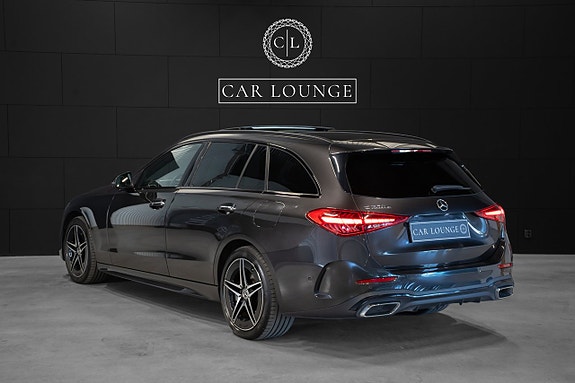 Mercedes-Benz C300 5 of 25