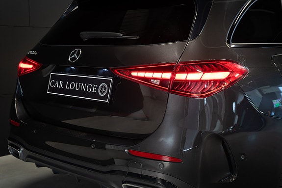 Mercedes-Benz C300 6 of 25