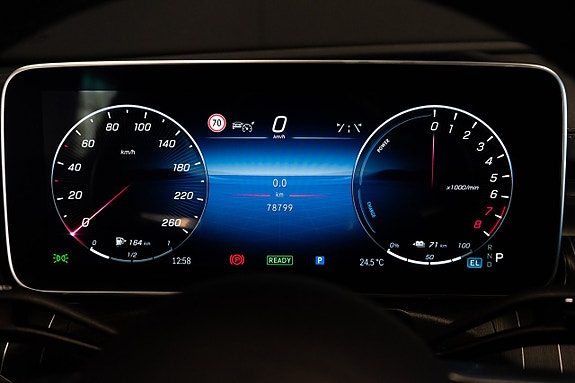 Mercedes-Benz C300 21 of 25