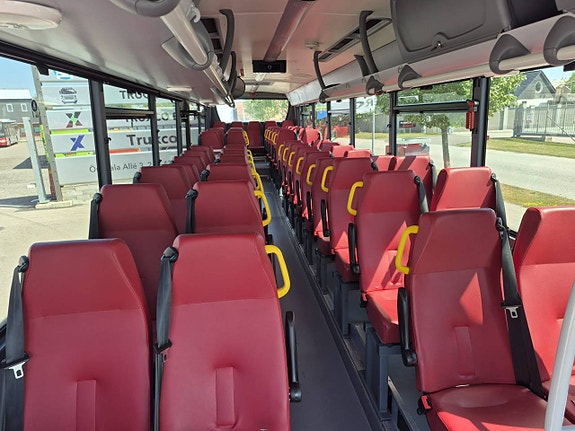 Iveco Crossway 7 of 12