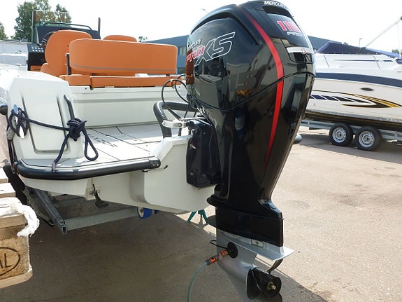 Saxdor 200 Sport Camper Edition Mercury F115 Pro-XS 2021 6 of 6
