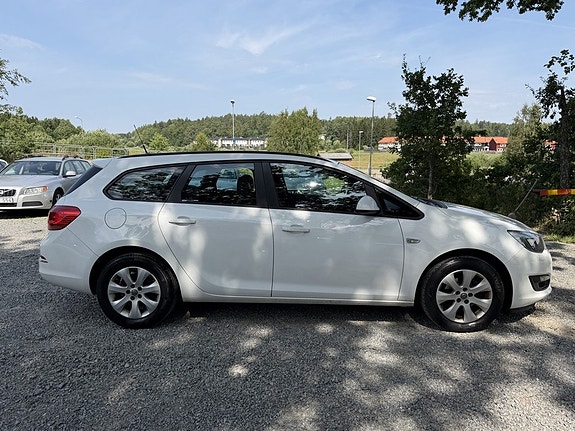 Opel Astra 4 of 21