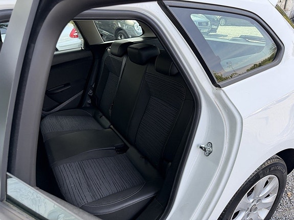 Opel Astra 14 of 21