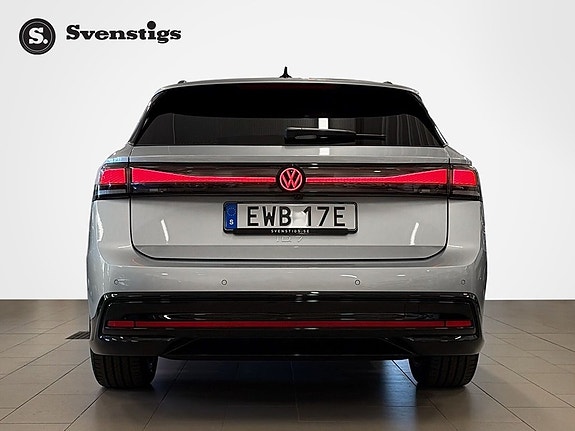 Volkswagen ID.7 4 of 12