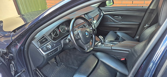 BMW 528i 5 of 7