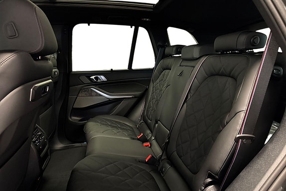 BMW X5 11 of 18