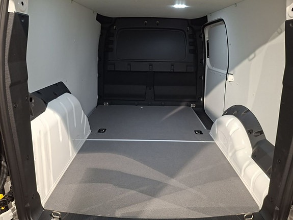 Volkswagen Caddy Maxi 4 of 7