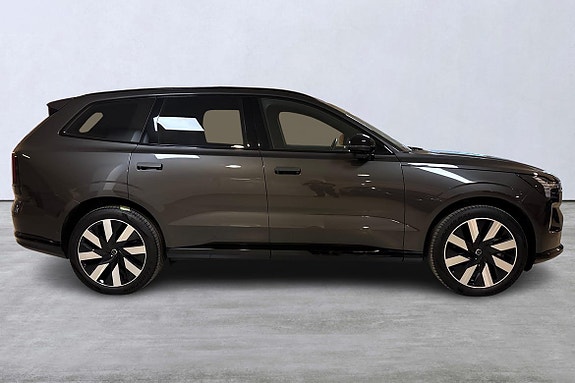 Volvo EX90 3 of 14
