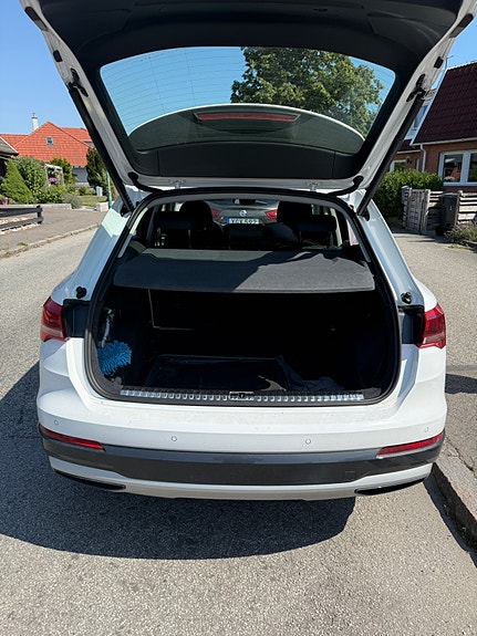 Audi Q3 5 of 13