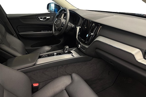 Volvo XC60 10 of 21