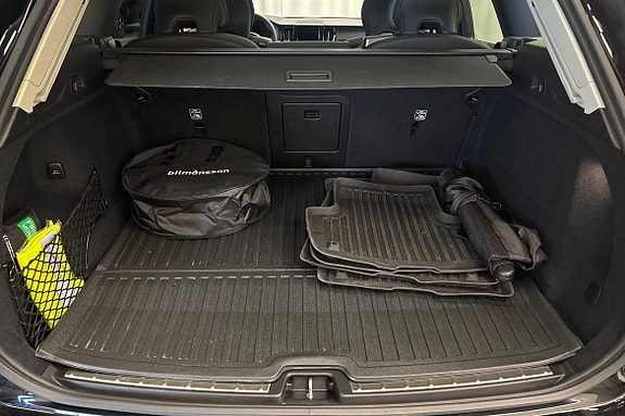 Volvo XC60 13 of 21
