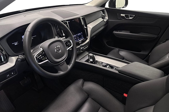 Volvo XC60 8 of 21