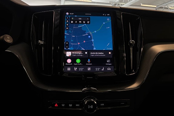 Volvo XC60 15 of 21