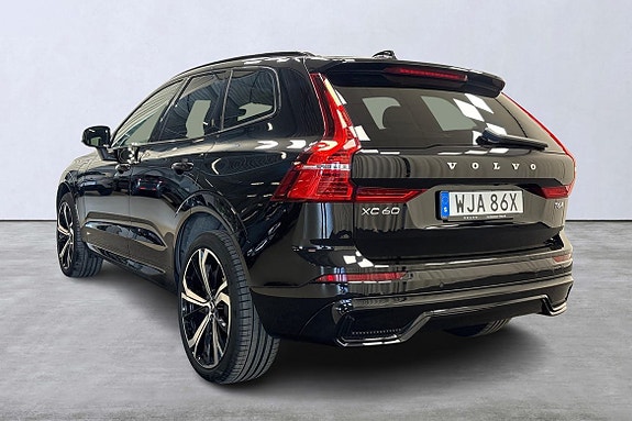 Volvo XC60 4 of 21