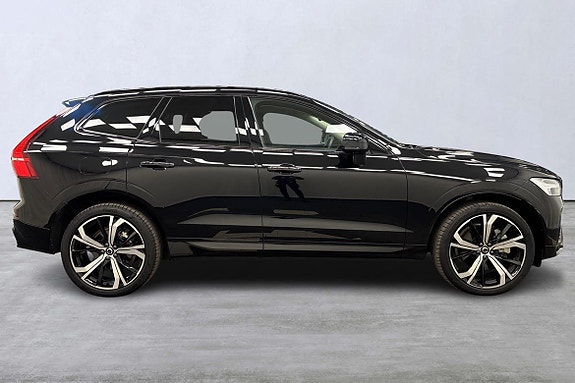 Volvo XC60 3 of 21