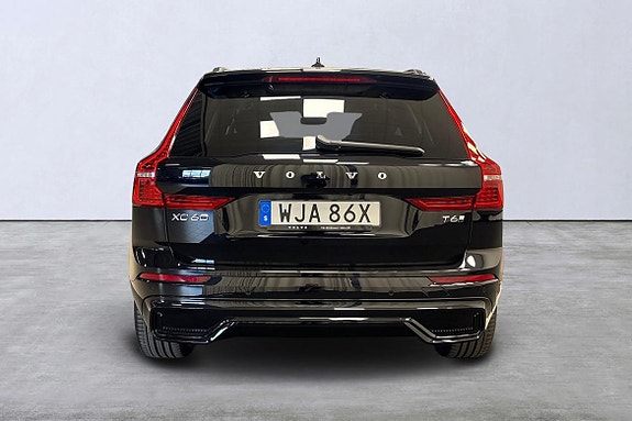 Volvo XC60 5 of 21