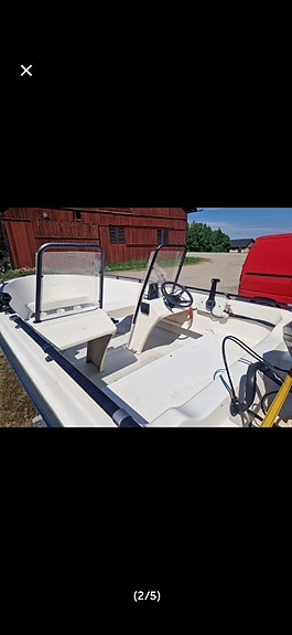 Styrpupetbåt med 40hk 2 of 4