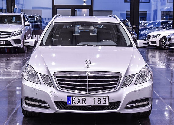 Mercedes-Benz E220 7 of 19