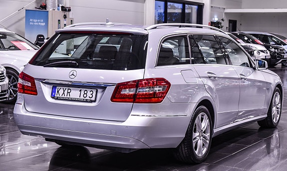 Mercedes-Benz E220 8 of 19