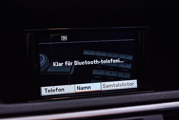 Mercedes-Benz E220 13 of 19