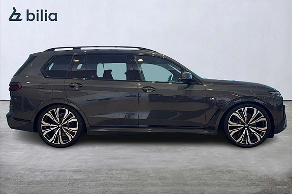 BMW X7 18 of 20
