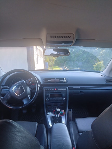 Audi A4 6 of 7