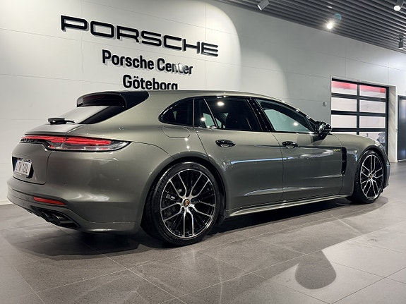 Porsche Panamera 4 4 of 27