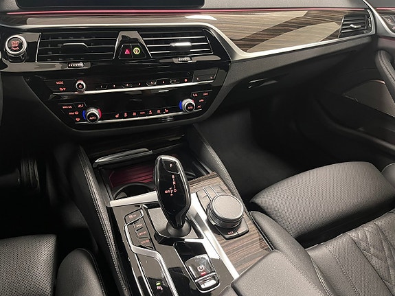BMW 520d 5 of 22