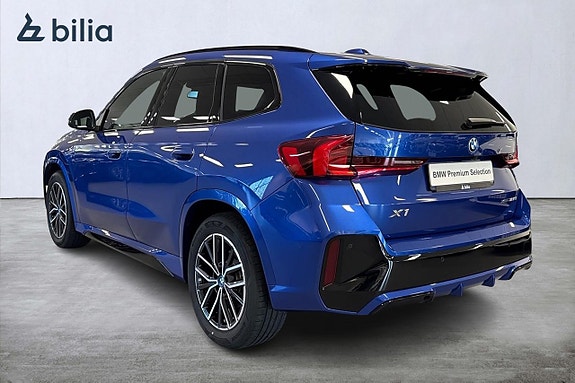 BMW X1 2 of 19