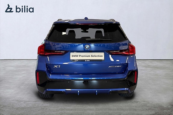 BMW X1 4 of 19